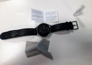 instalare-folie-vector-watch-smart-protection